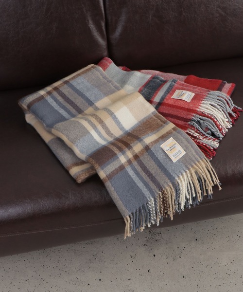 ikka（イッカ）の「抗菌加工マルチチェックマフラー（マフラー・レディース・イエロー/パープル/レッド/グリーン/ブラック/ブルー・FREE）」の3枚目の写真