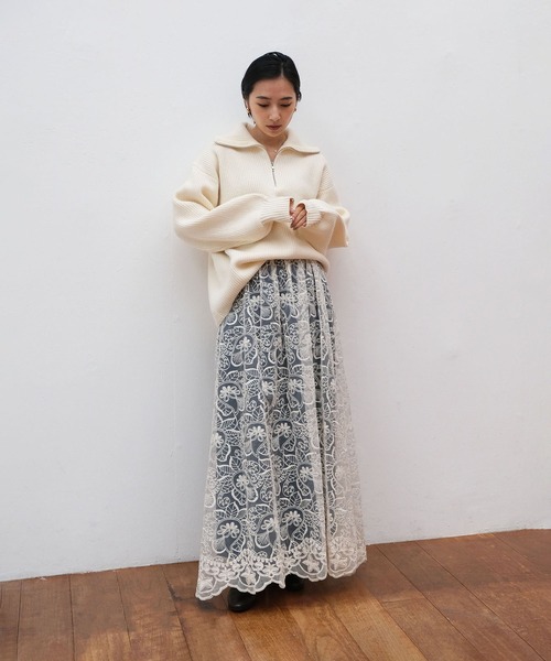 AKTE（アクテ）の「エンブロイダリーボリュームロングスカート  