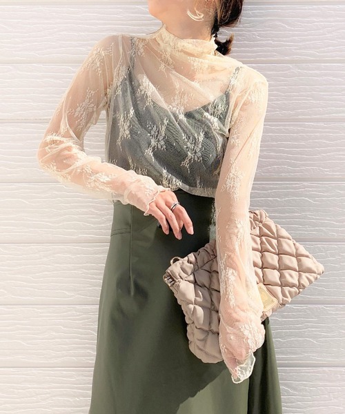 Q（キュー）の「レーシータートル（Tシャツ/カットソー・レディース・ブラック/ベージュ・MEDIUM）」の7枚目の写真