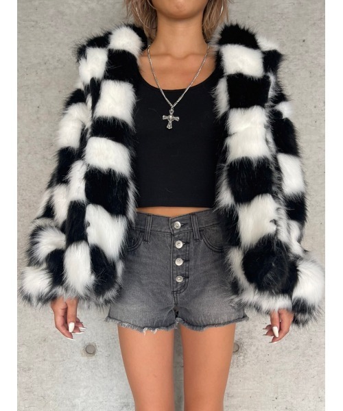 EGOIST（エゴイスト）の「ボリュームエコファーブルゾン（ブルゾン・レディース・ブラック/ベージュ・FREE）」の20枚目の写真