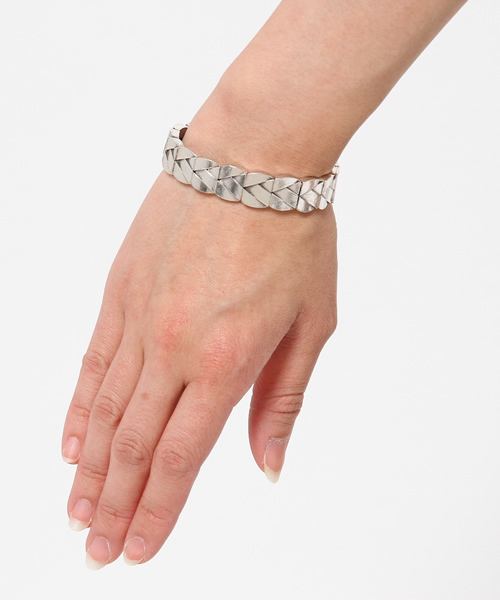 PAPILLONNER（パピヨネ）の「PHILIPPEAUDIBE（ブレスレット・レディース・シルバー・FREE）」の2枚目の写真