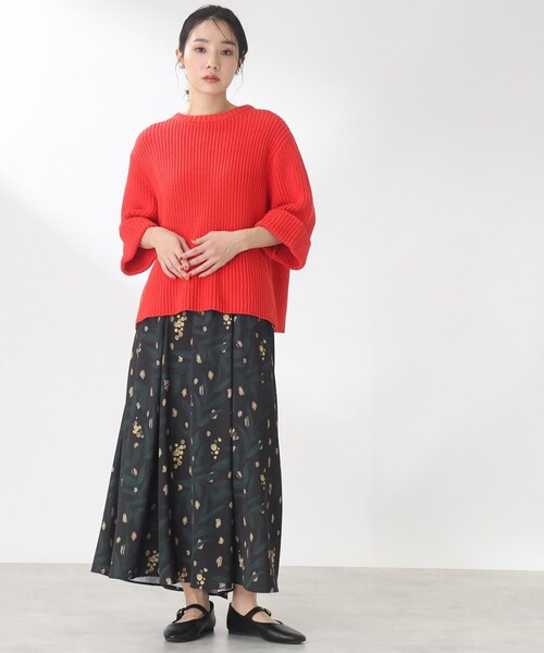 THE SHOP TK （ザ ショップ ティーケー ）の「◆【1枚でサマになる/華やか】ミモザブーケ柄フレアスカート（スカート・レディース・ブラック系/ホワイト系3・99）」の16枚目の写真