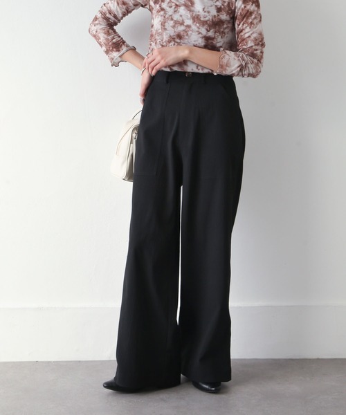 Chillfar(チルファー)の「クレープベイカーパンツ(チノパンツ・レディース・ベージュ/カーキ/ブラック・MEDIUM/LARGE)」の15枚目の写真