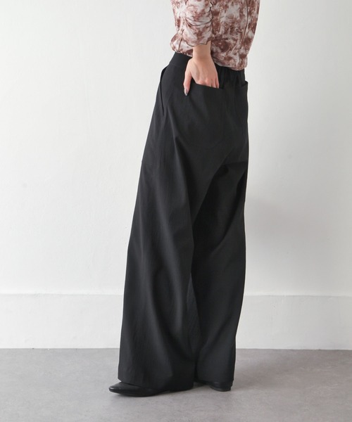 Chillfar(チルファー)の「クレープベイカーパンツ(チノパンツ・レディース・ベージュ/カーキ/ブラック・MEDIUM/LARGE)」の16枚目の写真