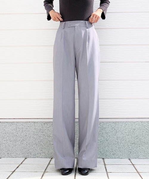 Q(キュー)の「ストレッチストレートパンツ(その他パンツ・レディース・ライトグレー/ブラック・MEDIUM)」の7枚目の写真