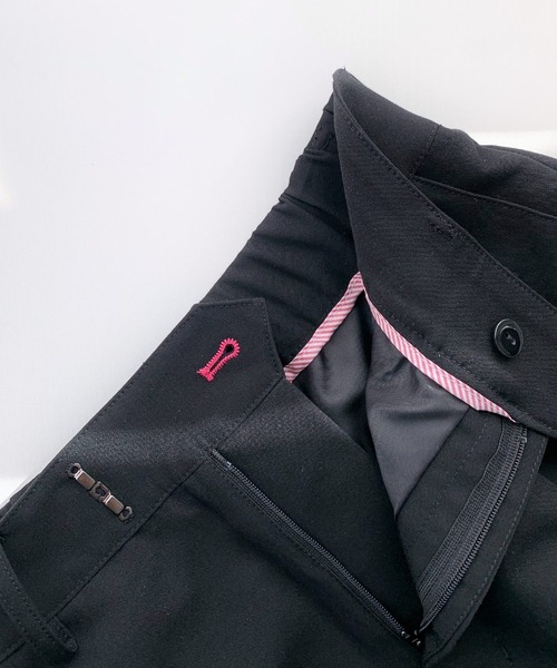 Q(キュー)の「ストレッチストレートパンツ(その他パンツ・レディース・ライトグレー/ブラック・MEDIUM)」の12枚目の写真