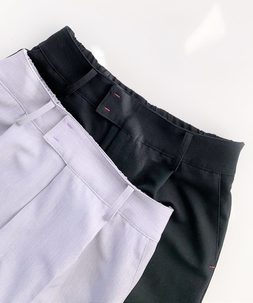 Q(キュー)の「ストレッチストレートパンツ(その他パンツ・レディース・ライトグレー/ブラック・MEDIUM)」の10枚目の写真