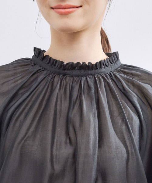 前後2WAYスタンドフリルシアーブラウス
