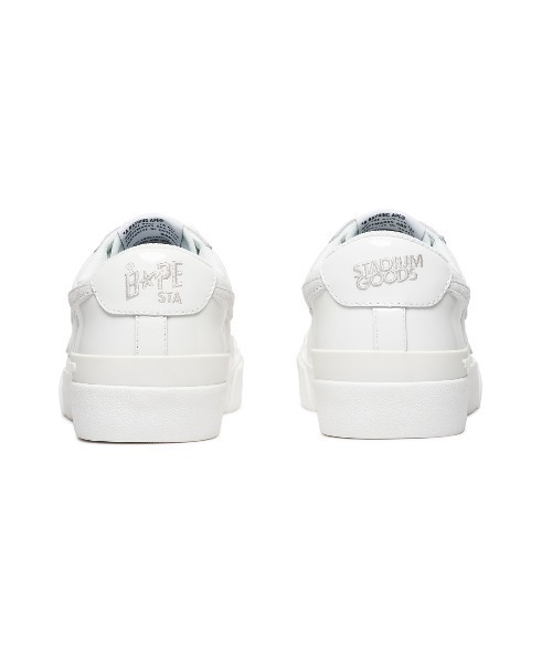 A BATHING APE（アベイシングエイプ）の「MAD STA BAPE X STADIUM GOODS（スニーカー・メンズ・ホワイト・8.5/7/9/8/12/11/10/9.5）」の3枚目の写真