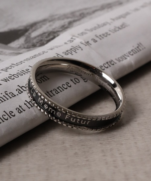 Zanipolo Terzini(ザニポロタルツィーニ)の「Zanipolo Terzini ステンレスリング(リング・メンズ・ブラック/ブラック系その他/ブラック系その他2/シルバー系1/シルバー系/ブルー/ブルー系2/ブラック系5/ブラック系4/ブラック系3/ブラック系2/ブラック系/シルバー/ブラック系1/ブルー系・15 /17/21/23/19/13)」の3枚目の写真