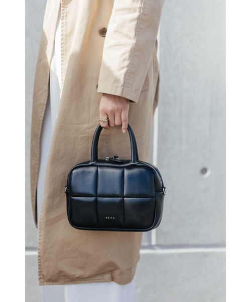 EDITA.（エディータ）の「EDITA./エディータ ネオプレン 軽量 イミテーション パフ 2way ショルダーバッグ ハンドバッグ（ショルダーバッグ・レディース・ブラック・FREE）」の4枚目の写真