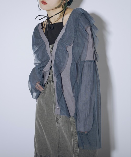 Ezick（エジック）の「Line frill tulle ニットカーディガン（カーディガン/ボレロ・レディース・ブラック/ホワイト/ブルー/グレイッシュブルー・FREE）」の10枚目の写真
