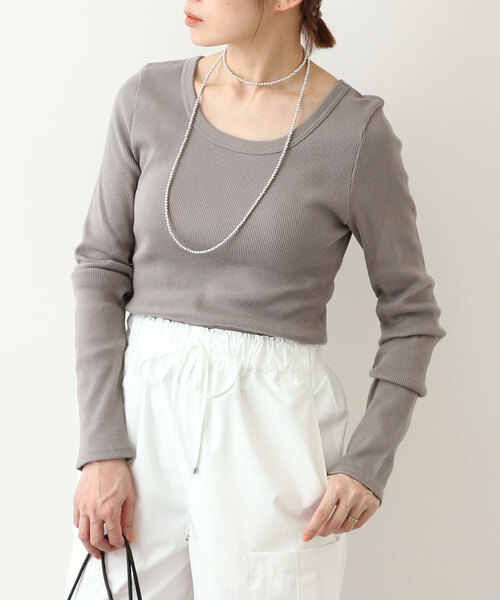 IENA(イエナ)の「テレコオープンネックTシャツ(Tシャツ/カットソー・レディース・ライトグレー/ホワイト/グリーン/ネイビー・FREE)」の3枚目の写真