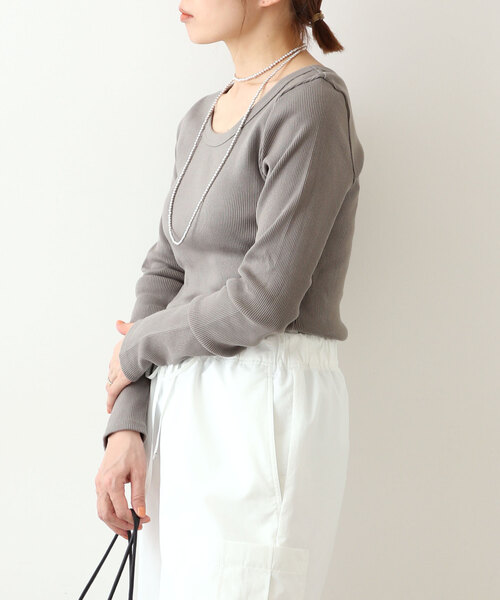 IENA(イエナ)の「テレコオープンネックTシャツ(Tシャツ/カットソー・レディース・ライトグレー/ホワイト/グリーン/ネイビー・FREE)」の21枚目の写真