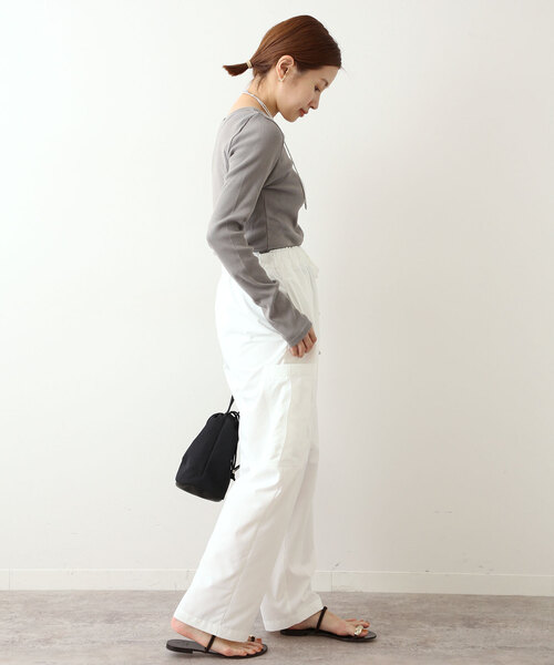 IENA(イエナ)の「テレコオープンネックTシャツ(Tシャツ/カットソー・レディース・ライトグレー/ホワイト/グリーン/ネイビー・FREE)」の17枚目の写真