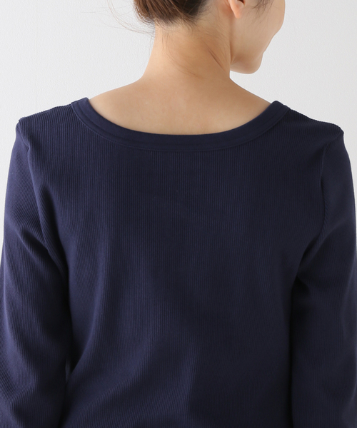 IENA(イエナ)の「テレコオープンネックTシャツ(Tシャツ/カットソー・レディース・ライトグレー/ホワイト/グリーン/ネイビー・FREE)」の15枚目の写真