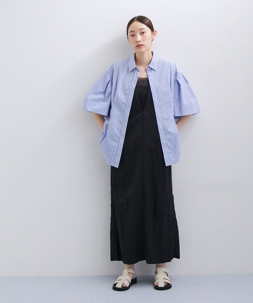 ADAM ET ROPE'(アダムエロペ)の「ハーフスリーブウエストコンシャスシャツ(シャツ/ブラウス・レディース・ホワイト/サックスブルー/ブラック・FREE)」の7枚目の写真