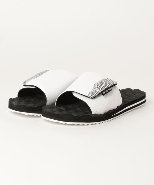 VOLCOM(ボルコム)の「【VOLCOM】RECLINER SLIDE(サンダル・メンズ・ホワイト/レッド・9/10/8)」の1枚目の写真