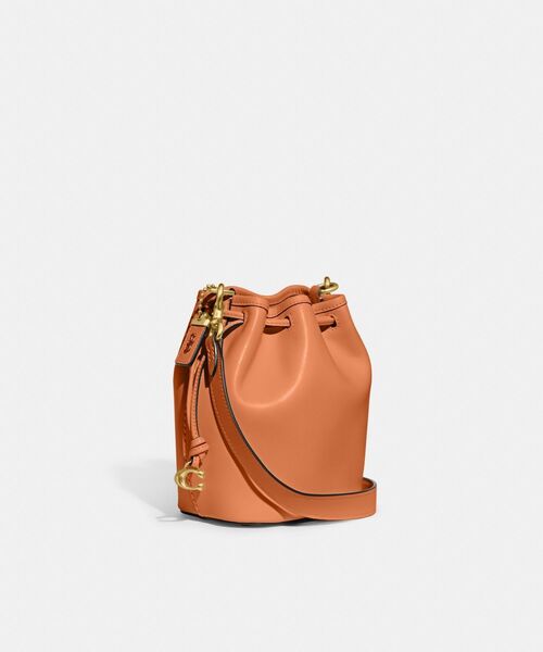COACH（コーチ）の「カミラ バケット バッグ（ショルダーバッグ）」 - WEAR
