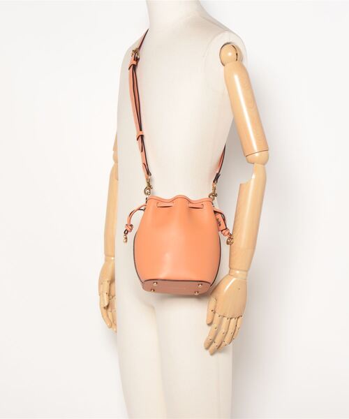 COACH（コーチ）の「カミラ バケット バッグ（ショルダーバッグ）」 - WEAR