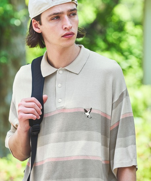 EMMA CLOTHES(エマクローズ)の「パネルマルチボーダー刺繍ルーズニットポロシャツ EMMA CLOTHES(ポロシャツ・メンズ・チャコール/ライトグレー/オリーブ・M/L)」の7枚目の写真