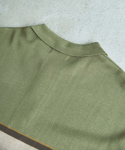 EMMA CLOTHES(エマクローズ)の「パネルマルチボーダー刺繍ルーズニットポロシャツ EMMA CLOTHES(ポロシャツ・メンズ・チャコール/ライトグレー/オリーブ・M/L)」の15枚目の写真