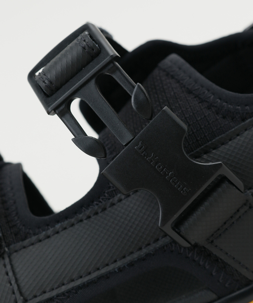 Dr. Martens（ドクターマーチン）の「【Dr.Martens/ドクターマーチン】FORSTER：サンダル（その他シューズ・レディース・ブラック・36/37/38）」の17枚目の写真