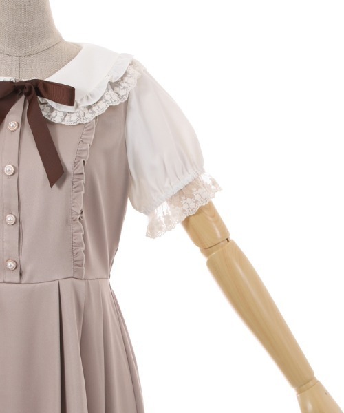axes femme POETIQUE（アクシーズファムポエティック）の「フリル