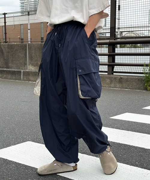 Perushu（ペルーシュ）の「配色ポケットリップストップナイロンカーゴパンツ（カーゴパンツ・メンズ・ブラック/ネイビー/オリーブ・MEDIUM/LARGE/SMALL）」の7枚目の写真