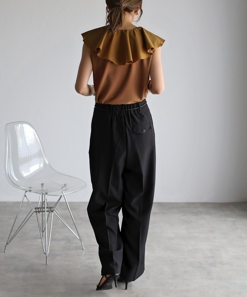 美品♡Rene ビジューボタンテーパードパンツ(ウエストゴム) 美品♡Rene ビジューボタンテーパードパンツ(ウエストゴム
