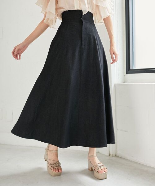 MAJESTIC LEGON(マジェスティックレゴン)の「バックレースアップフレアスカート(スカート・レディース・ホワイト系その他/ブラック系その他2/ブルー系その他4/ピンク系その他2/ブラック/ブラック系その他/ブラウン系その他2/ベージュ系その他2・SMALL/MEDIUM)」の4枚目の写真