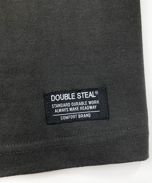 DOUBLE STEAL(ダブルスティール)の「ブラックレター刺繍 長袖Tシャツ(Tシャツ/カットソー・メンズ・チャコールグレー/ブラック・LARGE/X-LARGE/MEDIUM)」の4枚目の写真