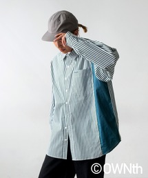 ストライプ柄シャツ