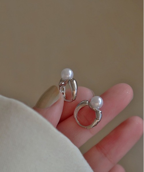LA VORAGINE(ラ ヴォラジネ)の「金属アレルギー対応エコパールピアス(ピアス(両耳用)・レディース・ピンクゴールド/シルバー/ゴールド・FREE)」の12枚目の写真