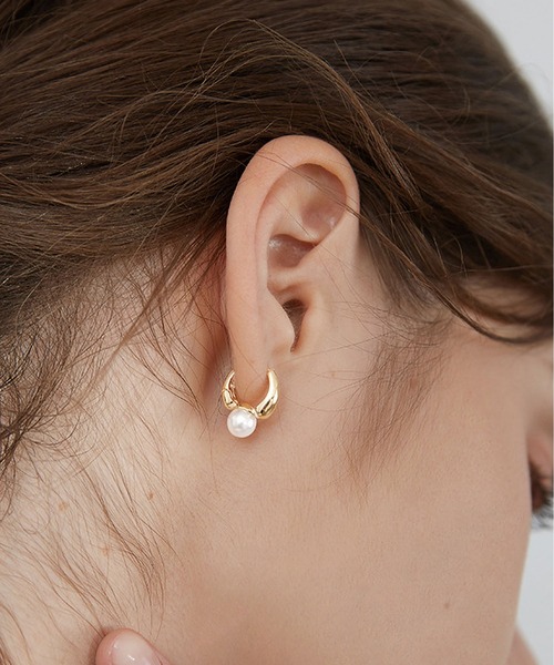 LA VORAGINE(ラ ヴォラジネ)の「金属アレルギー対応エコパールピアス(ピアス(両耳用)・レディース・ピンクゴールド/シルバー/ゴールド・FREE)」の10枚目の写真