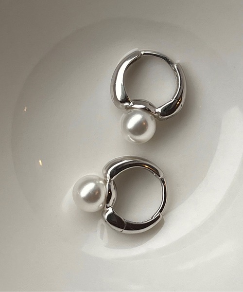 LA VORAGINE(ラ ヴォラジネ)の「金属アレルギー対応エコパールピアス(ピアス(両耳用)・レディース・ピンクゴールド/シルバー/ゴールド・FREE)」の13枚目の写真