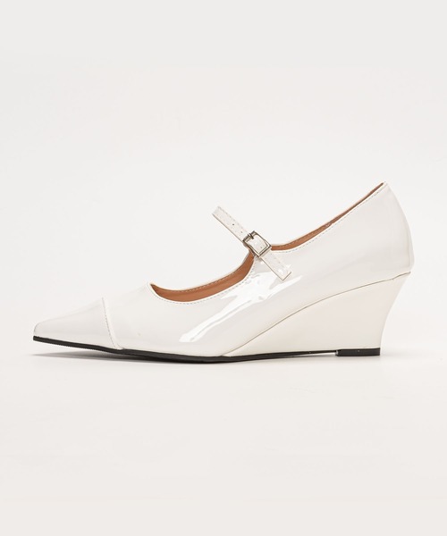 SVEC（シュベック）の「ウェッジソール ポインテッドトゥ ストラップパンプス（パンプス・レディース・ブラック/ホワイト/シルバー・35/36/38/40/37/39）」の20枚目の写真