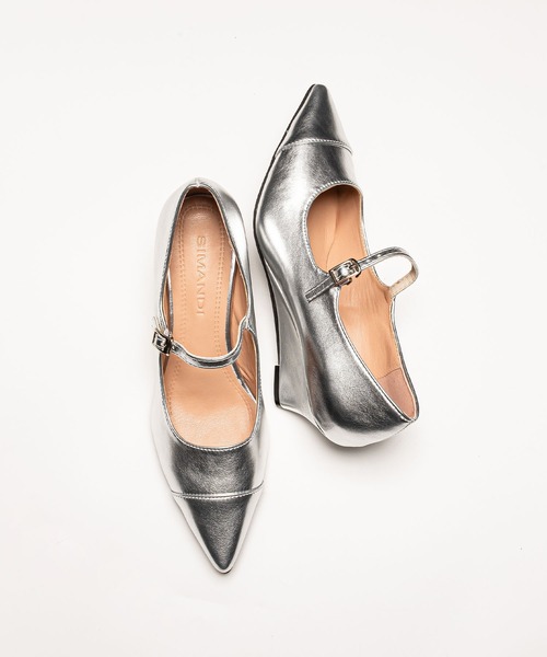 SVEC（シュベック）の「ウェッジソール ポインテッドトゥ ストラップパンプス（パンプス・レディース・ブラック/ホワイト/シルバー・35/36/38/40/37/39）」の11枚目の写真