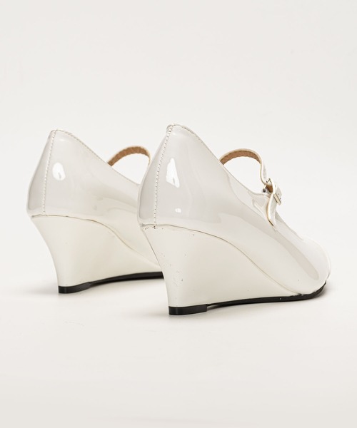 SVEC（シュベック）の「ウェッジソール ポインテッドトゥ ストラップパンプス（パンプス・レディース・ブラック/ホワイト/シルバー・35/36/38/40/37/39）」の17枚目の写真