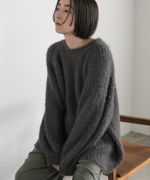 select MOCA(セレクトモカ)の「フェザーバックスリットオーバーニット(ニット/セーター・レディース・カーキオリーブ/グレー/チャコールグレー・FREE)」の14枚目の写真