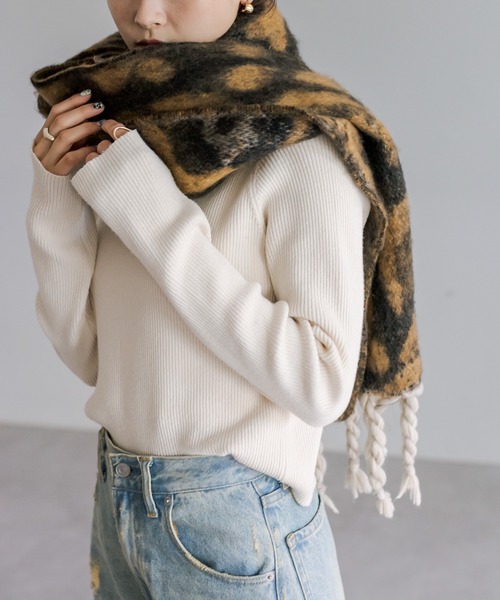 mystic(ミスティック)の「レオジャガードストール(ストール/ショール・レディース・ブラック・ONE SIZE)」の3枚目の写真