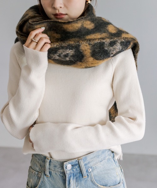 mystic(ミスティック)の「レオジャガードストール(ストール/ショール・レディース・ブラック・ONE SIZE)」の4枚目の写真