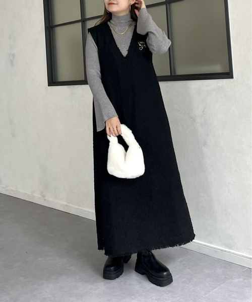 prose verse（プロズヴェール）の「Vネックツイードフリンジジャンスカ（ジャンパースカート・レディース・ブラック/グレー・MEDIUM）」の4枚目の写真