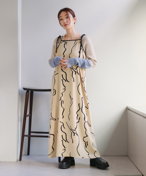 カスタネ(Kastane) スカーフ柄 ワンピース カスタネKastaneスカーフ柄 ワンピース 花柄刺繍 長袖チュニック