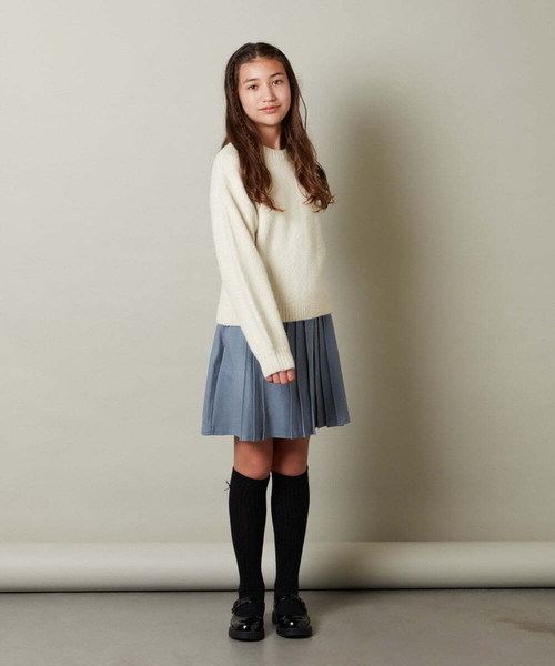 a.v.v（アーヴェヴェ）の「[100-130]ショート丈ふわもちニット（ニット/セーター・キッズ・ライトパープル/アイボリー・120/110/100/130）」の6枚目の写真