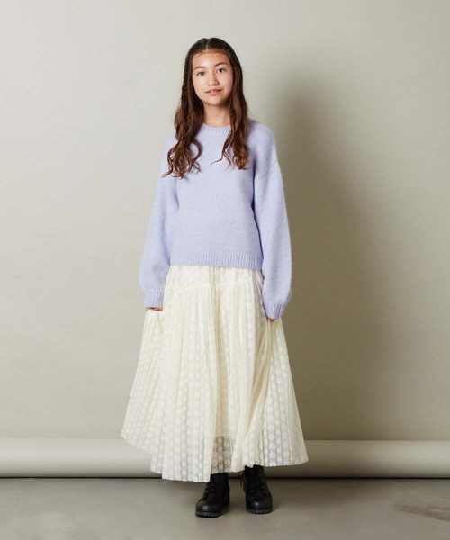 a.v.v（アーヴェヴェ）の「[100-130]ショート丈ふわもちニット（ニット/セーター・キッズ・ライトパープル/アイボリー・120/110/100/130）」の17枚目の写真