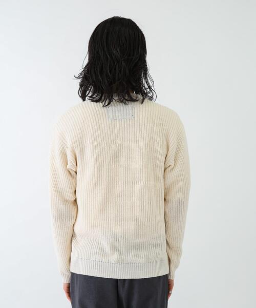 HARRIS TWEED（ハリスツイード）の「ハリスツイードポケット付ニットプルオーバー（ニット/セーター・メンズ・ネイビー/カーキ/オフホワイト/グレー・MEDIUM/LARGE）」の22枚目の写真