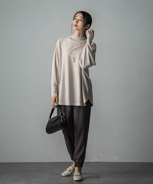 LAUTREAMONT(ロートレアモン)の「【WEB限定】≪洗えるニット/Lサイズあり≫すっきりハイネックニット(ニット/セーター・レディース・ネイビー/チャコールグレー/ベージュ/グリーン/オフホワイト/ブラック・11号/9号)」の15枚目の写真