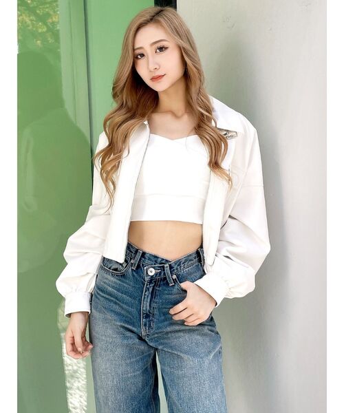 GYDA(ジェイダ)の「フェイクレザースタンドカラーショートジャケット(ライダースジャケット・レディース・オフホワイト/ブラック/ベージュ・FREE)」の4枚目の写真