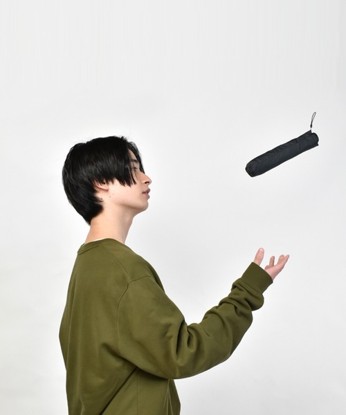 極暖 美品 サイズ上下O カーボン柄がカッコイイ！定価約2.6万円